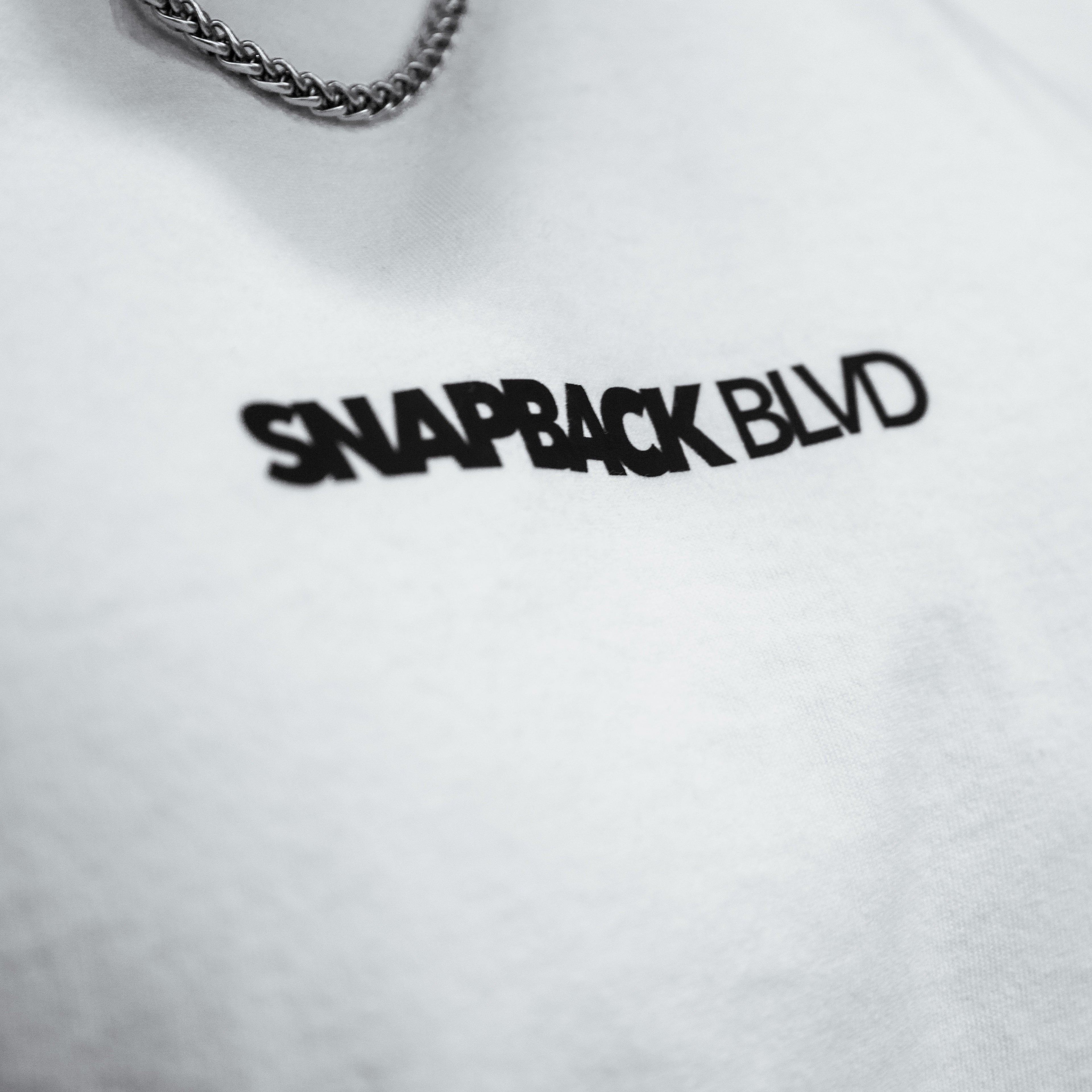 Bear Tee – Snapback Blvd